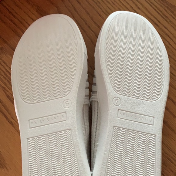 Kelly & Katie Slip-On Mesh Shoes - Picture 3 of 4